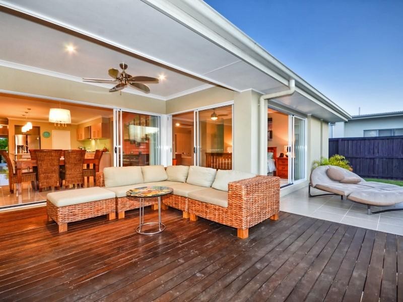 13 Airlie Crescent, Pelican Waters QLD 4551