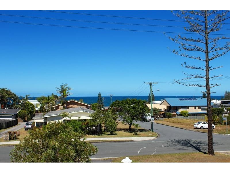 11 Albert Street, Shelly Beach QLD 4551