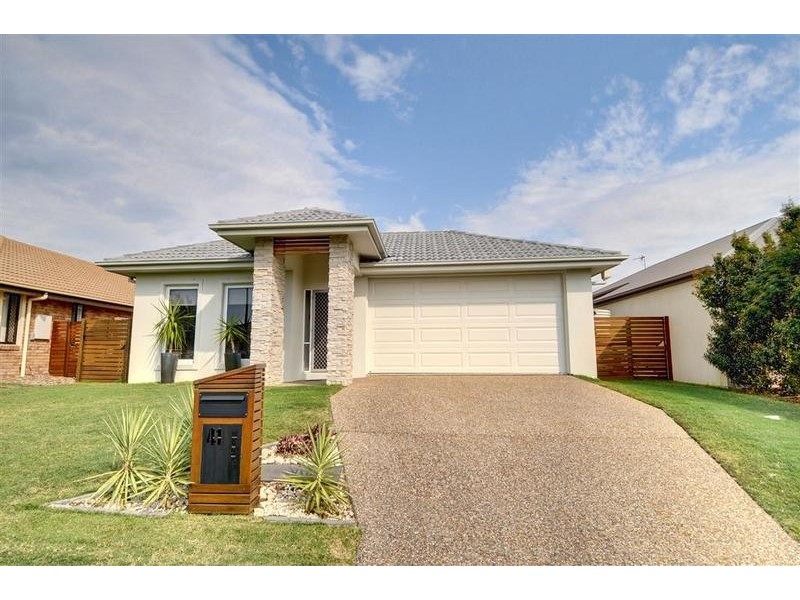 Little Mountain QLD 4551