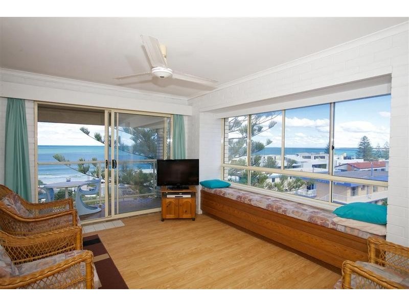 6/ 27 Mahia Terrace, Kings Beach QLD 4551