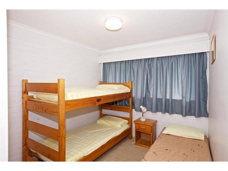 6/ 27 Mahia Terrace, Kings Beach QLD 4551