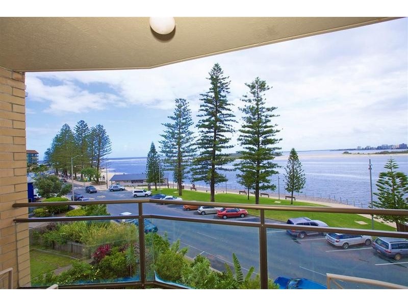 9/ 32 Bulcock Beach Esplanade, Caloundra QLD 4551