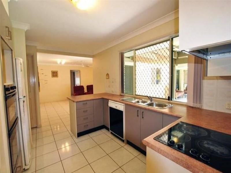 2 Alstonville Way, Currimundi QLD 4551