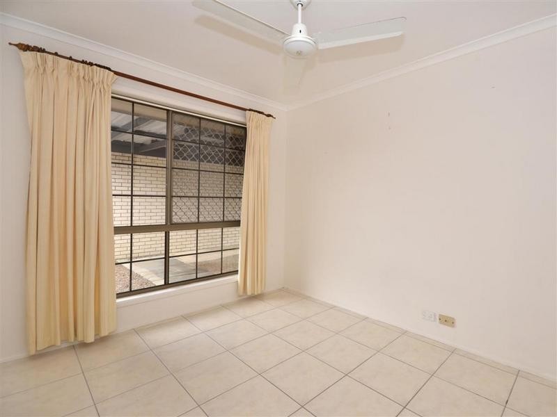 2/ 22 Baldwin Street, Golden Beach QLD 4551