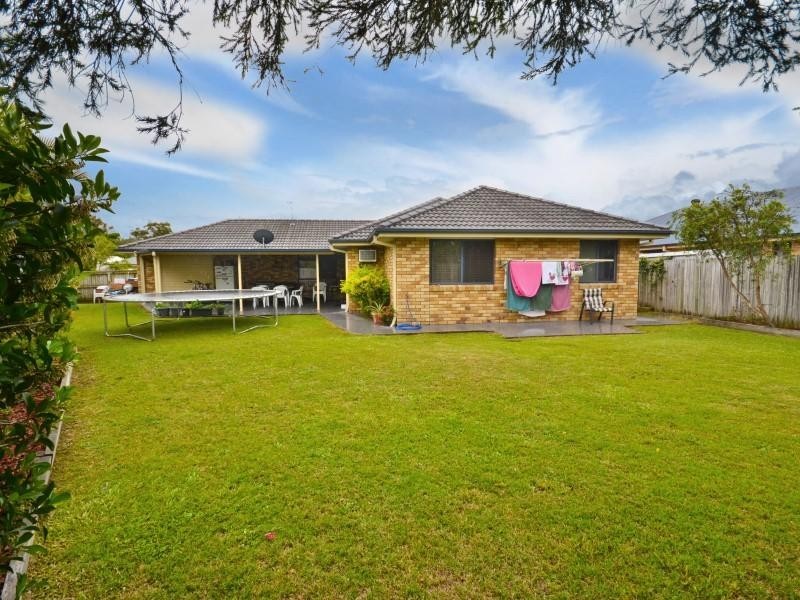 25 Anika Place, Little Mountain QLD 4551