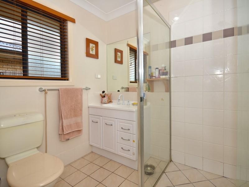 25 Anika Place, Little Mountain QLD 4551