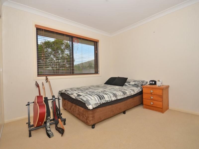 25 Anika Place, Little Mountain QLD 4551