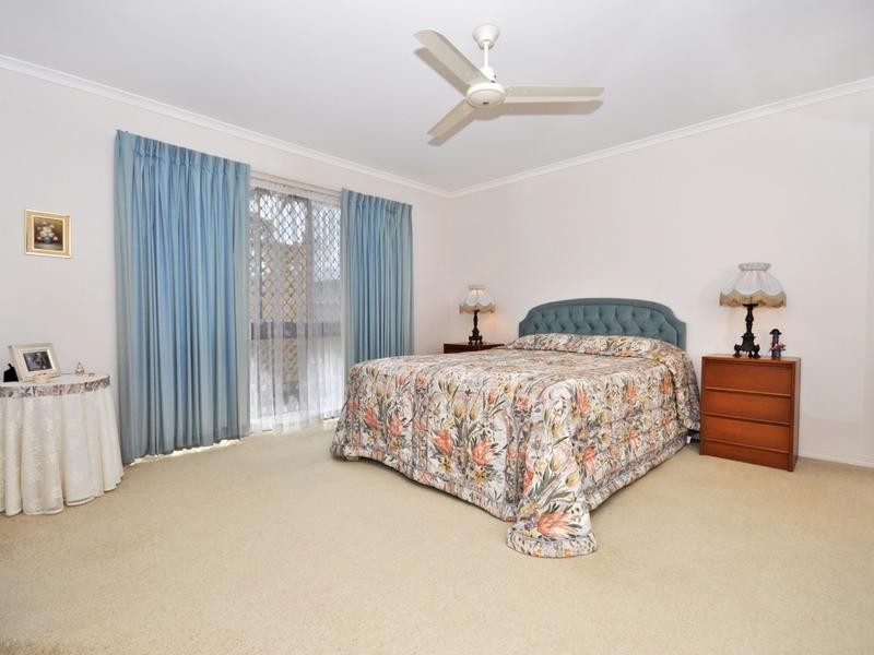 42 Anning Avenue, Golden Beach QLD 4551