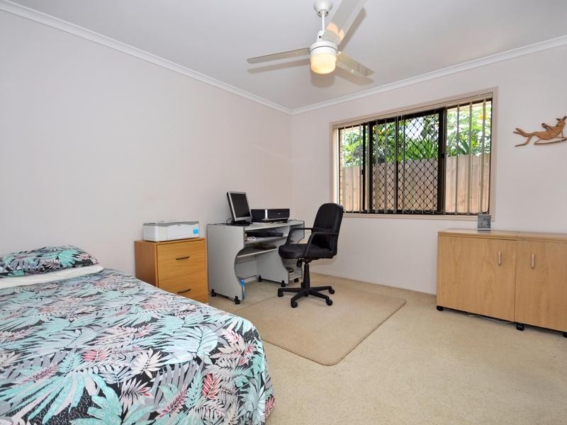 42 Anning Avenue, Golden Beach QLD 4551