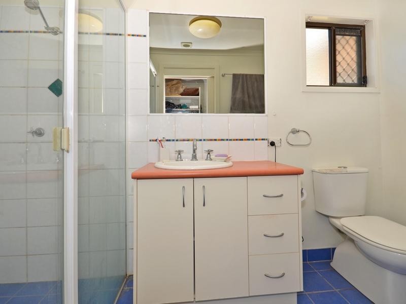 2 Anzac Street, Battery Hill QLD 4551