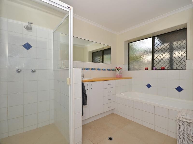 2 Anzac Street, Battery Hill QLD 4551