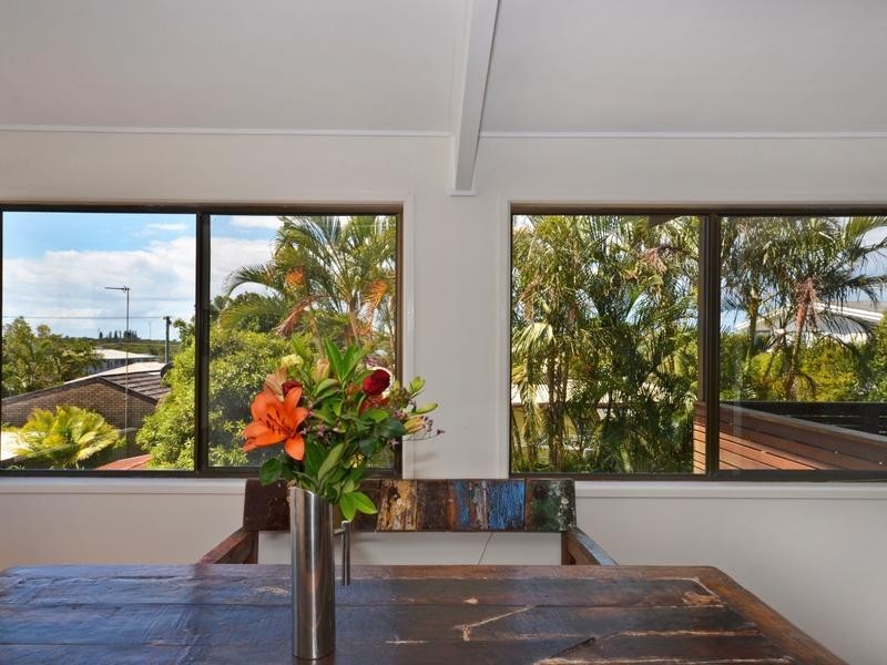 2 Anzac Street, Battery Hill QLD 4551