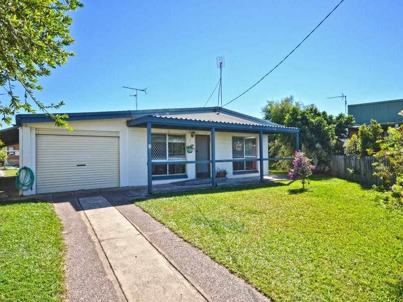 4 Apanie Court, Battery Hill QLD 4551