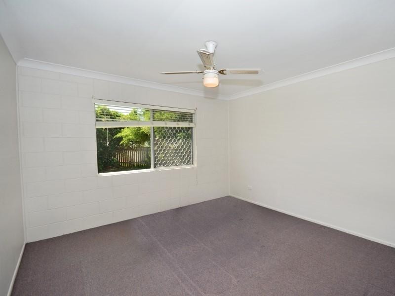4 Apanie Court, Battery Hill QLD 4551
