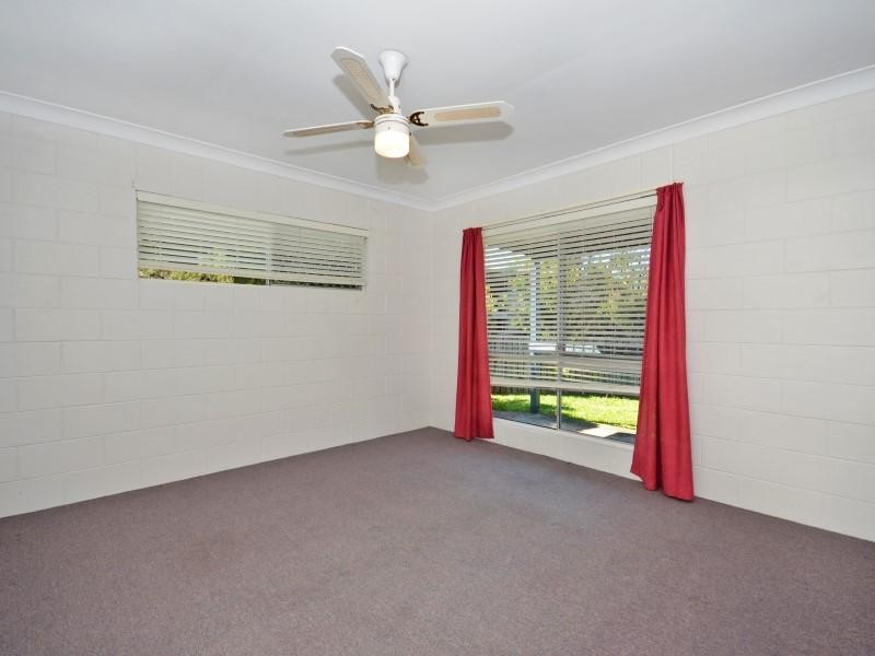 4 Apanie Court, Battery Hill QLD 4551