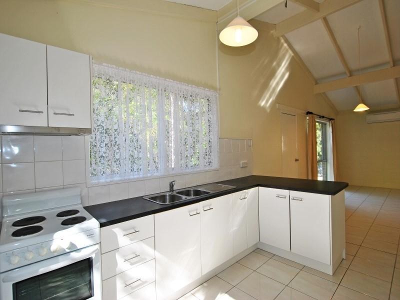 5 Applegum Drive, Little Mountain QLD 4551