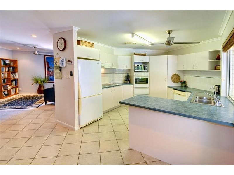 6 Archer Court, Pelican Waters QLD 4551