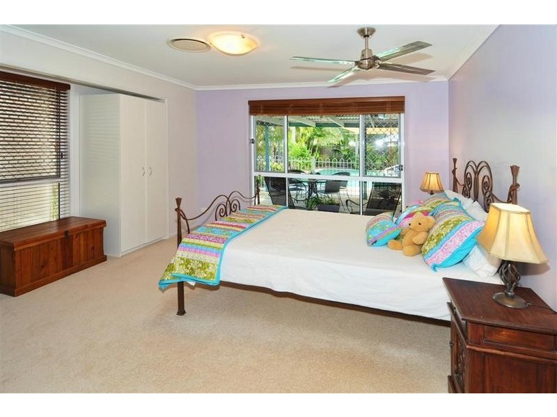 6 Archer Court, Pelican Waters QLD 4551