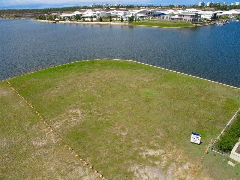 25 Artunga Place, Pelican Waters QLD 4551