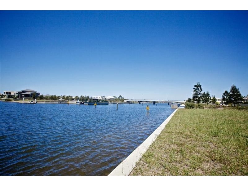 25 Artunga Place, Pelican Waters QLD 4551
