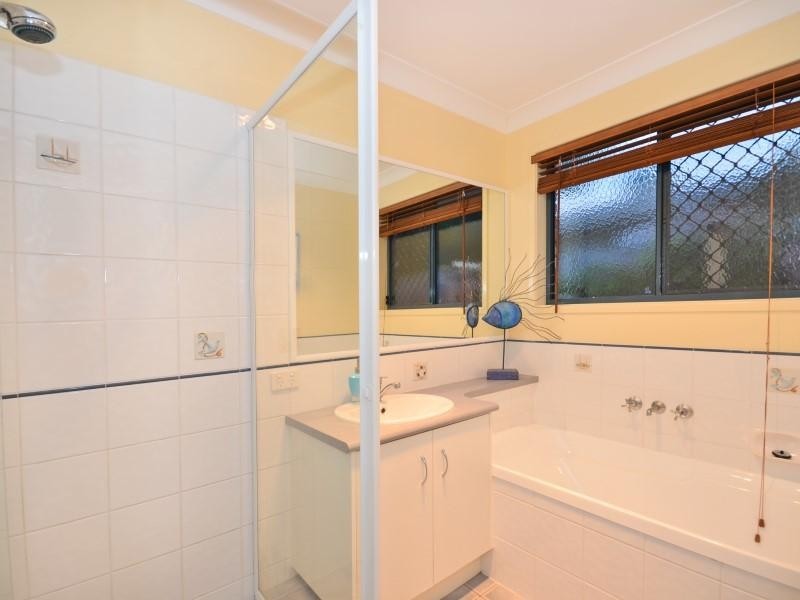 4 Aruma Place, Currimundi QLD 4551