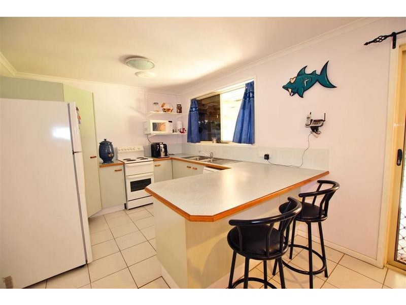 5 Athenree Place, Little Mountain QLD 4551