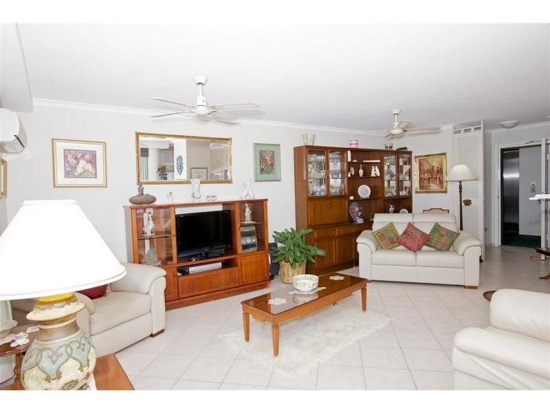 5/ 17 Canberra Terrace, Kings Beach QLD 4551