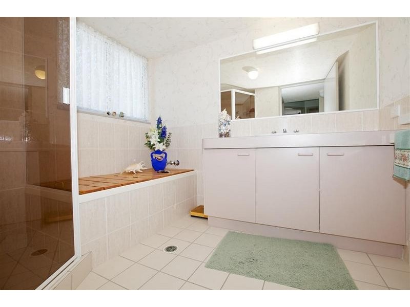 5/ 17 Canberra Terrace, Kings Beach QLD 4551