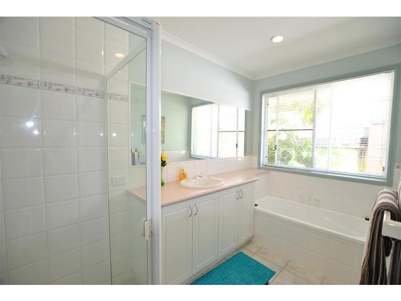 15 Baanya Street, Wurtulla QLD 4575