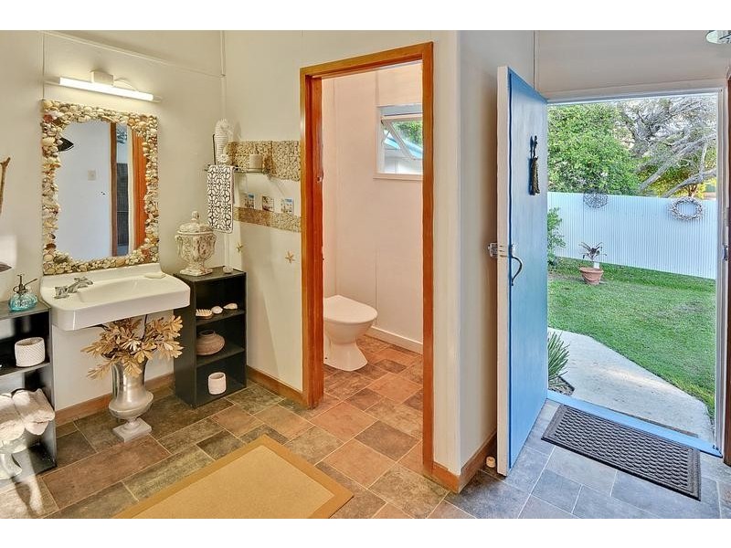 4 Banksia Street, Shelly Beach QLD 4551