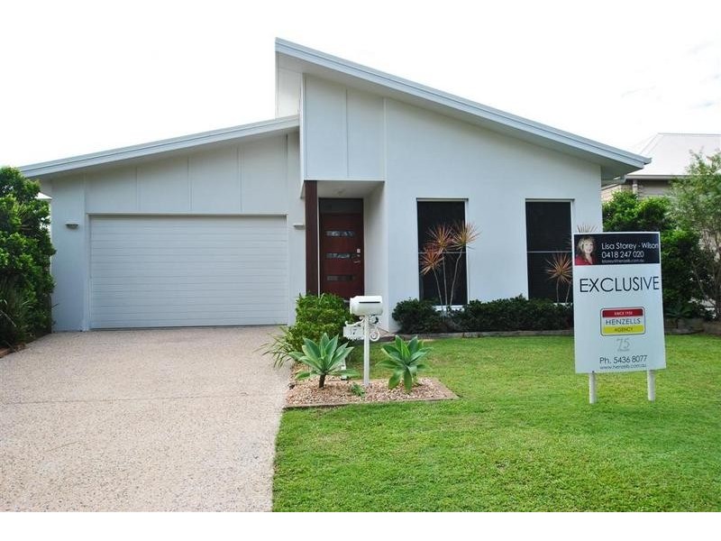 17 Barrine Crescent, Caloundra West QLD 4551