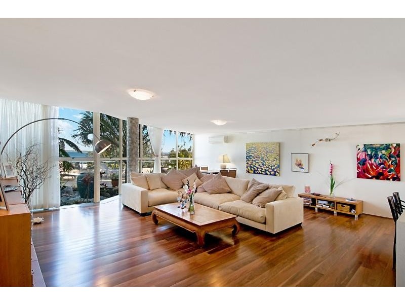 8/ 4 Burgess Street, Kings Beach QLD 4551