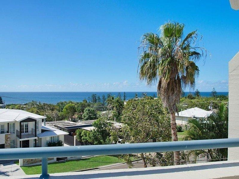 8/ 4 Burgess Street, Kings Beach QLD 4551
