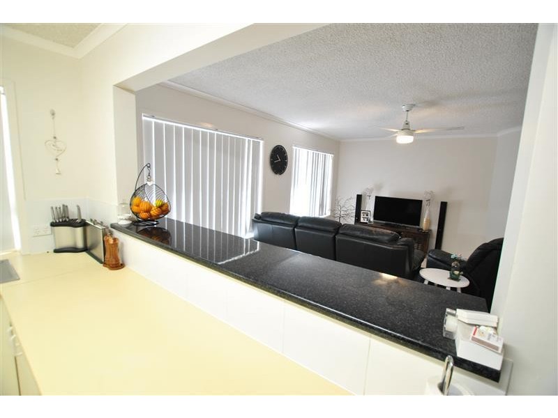 3/ 17 Orvieto Terrace, Kings Beach QLD 4551