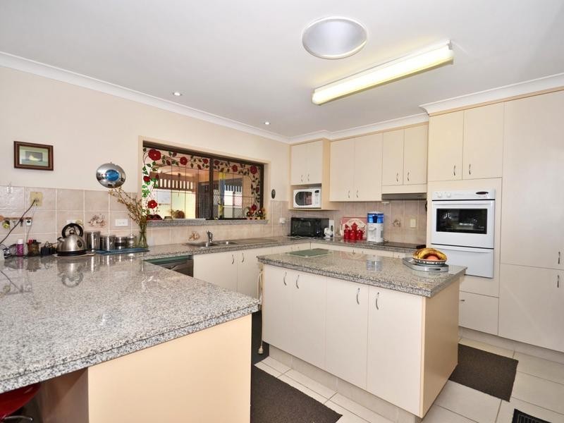 128 Beerburrum Street, Aroona QLD 4551