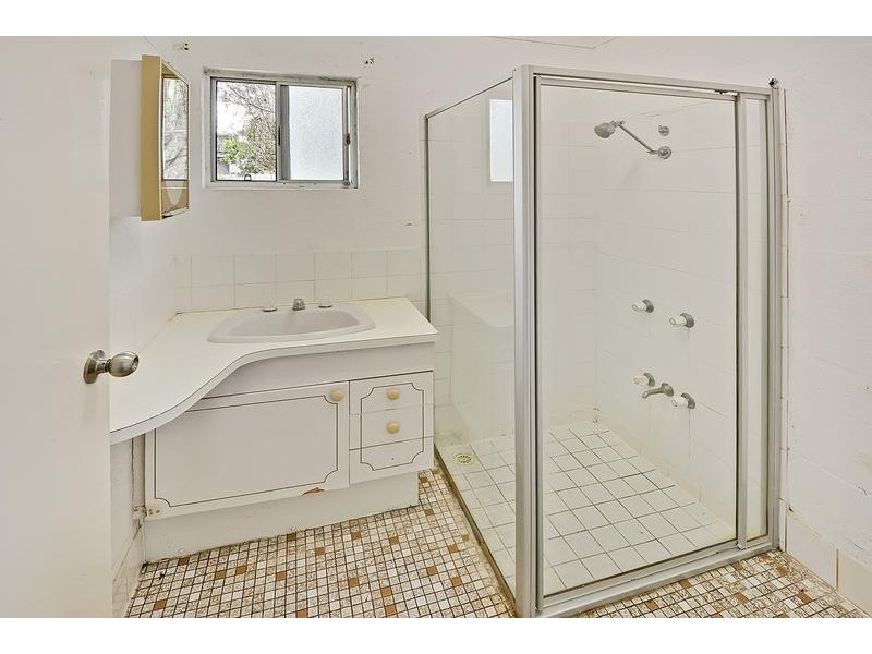 5 Beerburrum Street, Dicky Beach QLD 4551