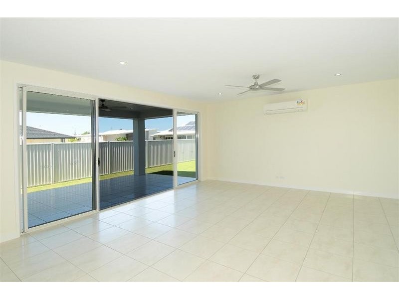 52 Bellanboe Circuit, Pelican Waters QLD 4551