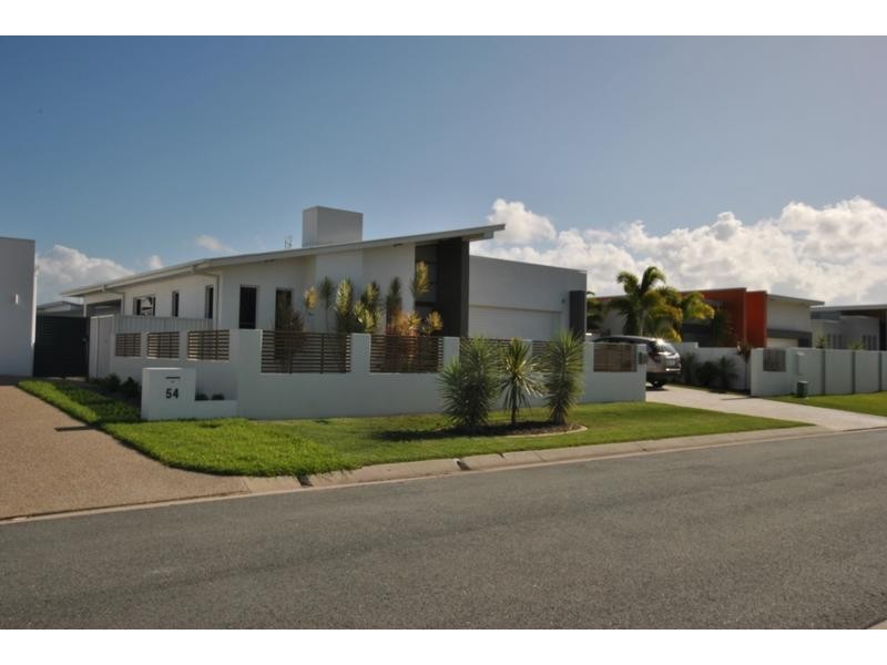 52 Bellanboe Circuit, Pelican Waters QLD 4551