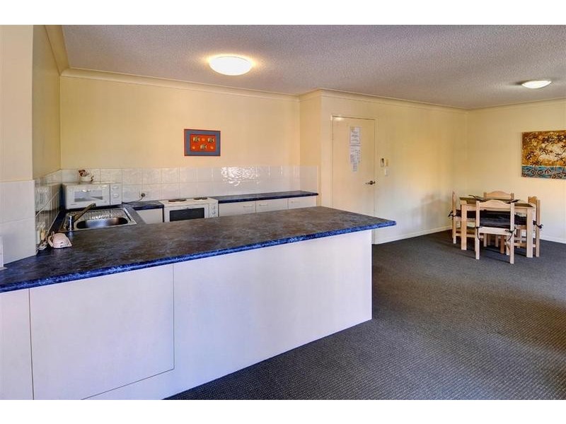 102/ 34 Minchinton Street, Caloundra QLD 4551