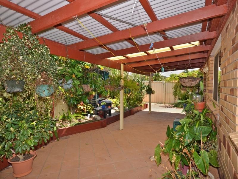 13 Bellevue Drive, Little Mountain QLD 4551