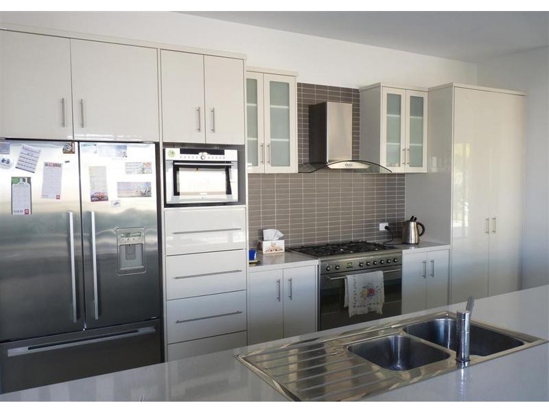 20 Bellanboe Circuit, Pelican Waters QLD 4551