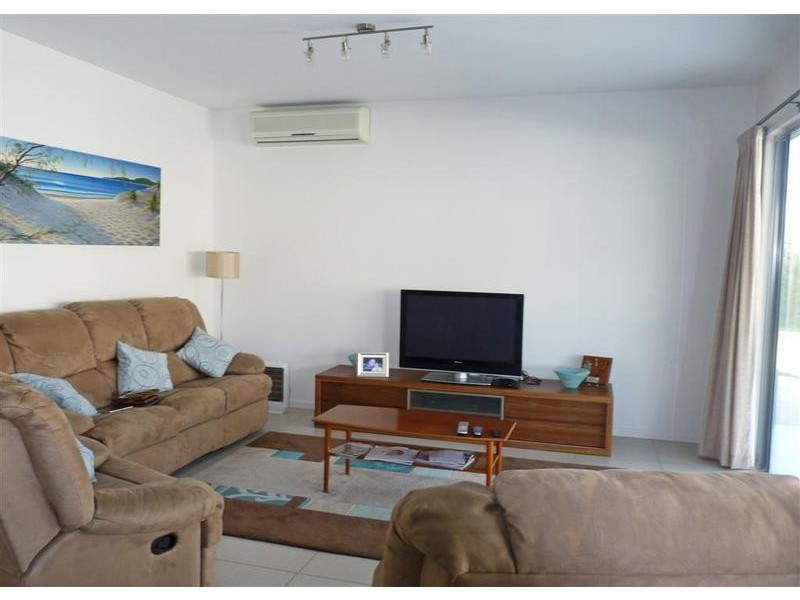20 Bellanboe Circuit, Pelican Waters QLD 4551