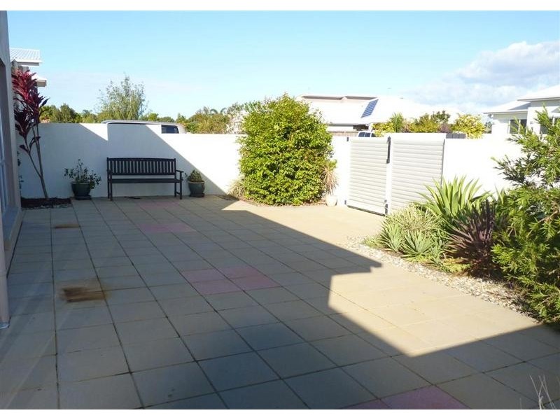 20 Bellanboe Circuit, Pelican Waters QLD 4551
