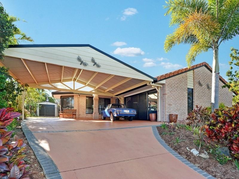 25 Bellevue Drive, Little Mountain QLD 4551