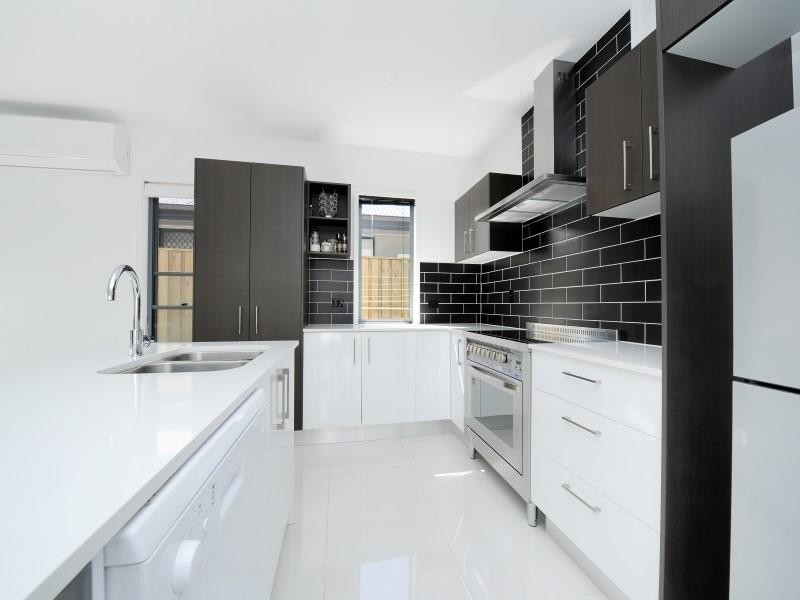 3 Bells Esplanade, Pelican Waters QLD 4551