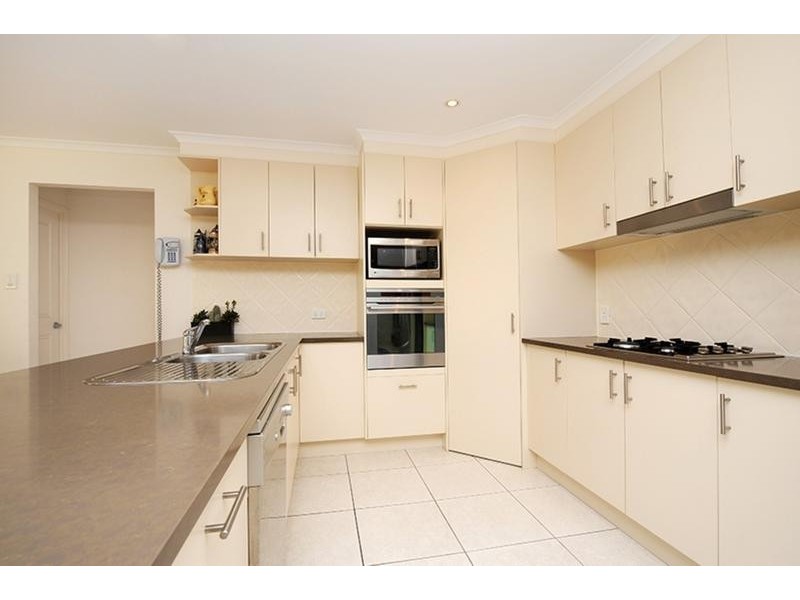 45 Bellevue Drive, Little Mountain QLD 4551