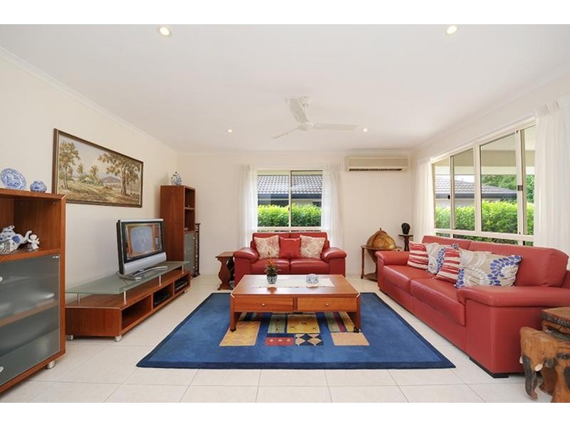 45 Bellevue Drive, Little Mountain QLD 4551
