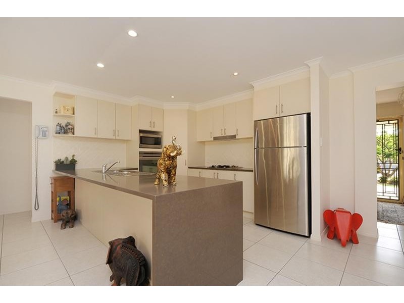 45 Bellevue Drive, Little Mountain QLD 4551