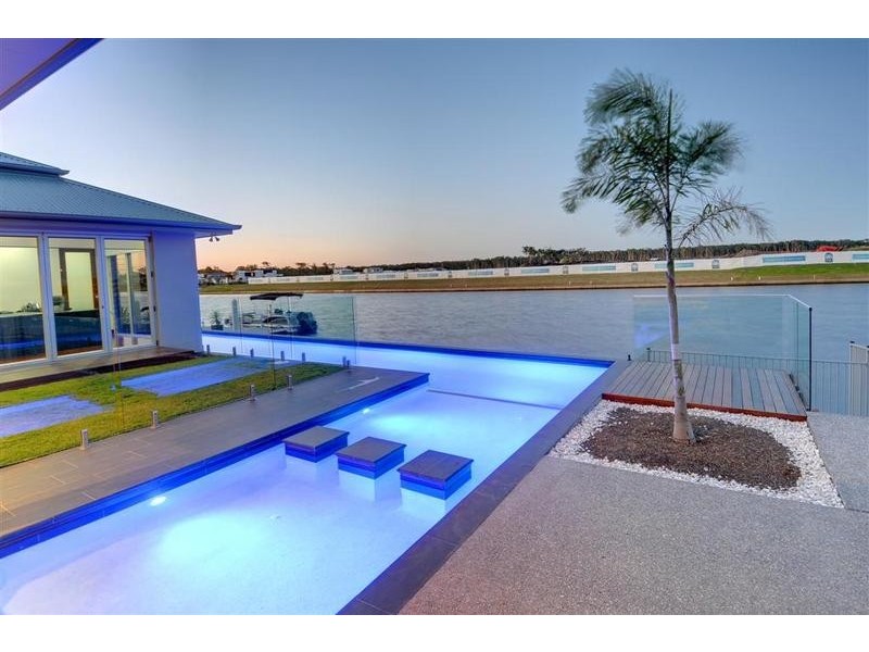 77 Bellanboe Circuit, Pelican Waters QLD 4551