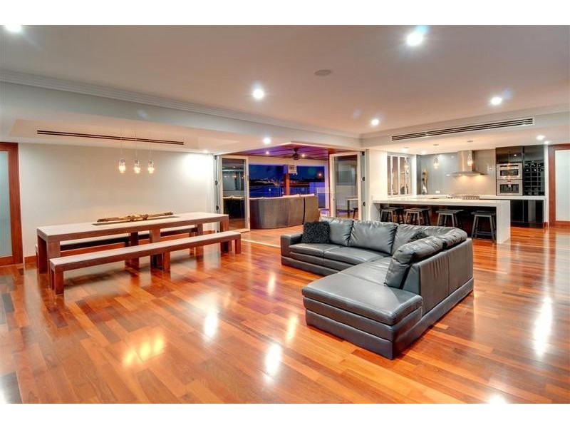 77 Bellanboe Circuit, Pelican Waters QLD 4551